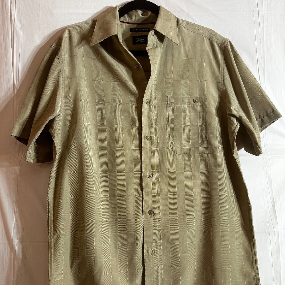 Tan short sleeve mens button down casual shirt